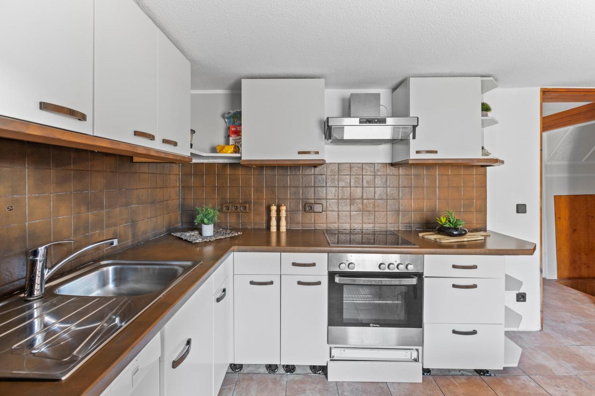 Sabina Monteurwohnung I 75 Zoll Tv I Kueche I Bad I Backofen I Trebbin Dış mekan fotoğraf